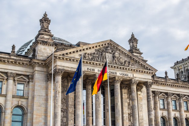 Facade Reichstag Building Berlin 131301 238